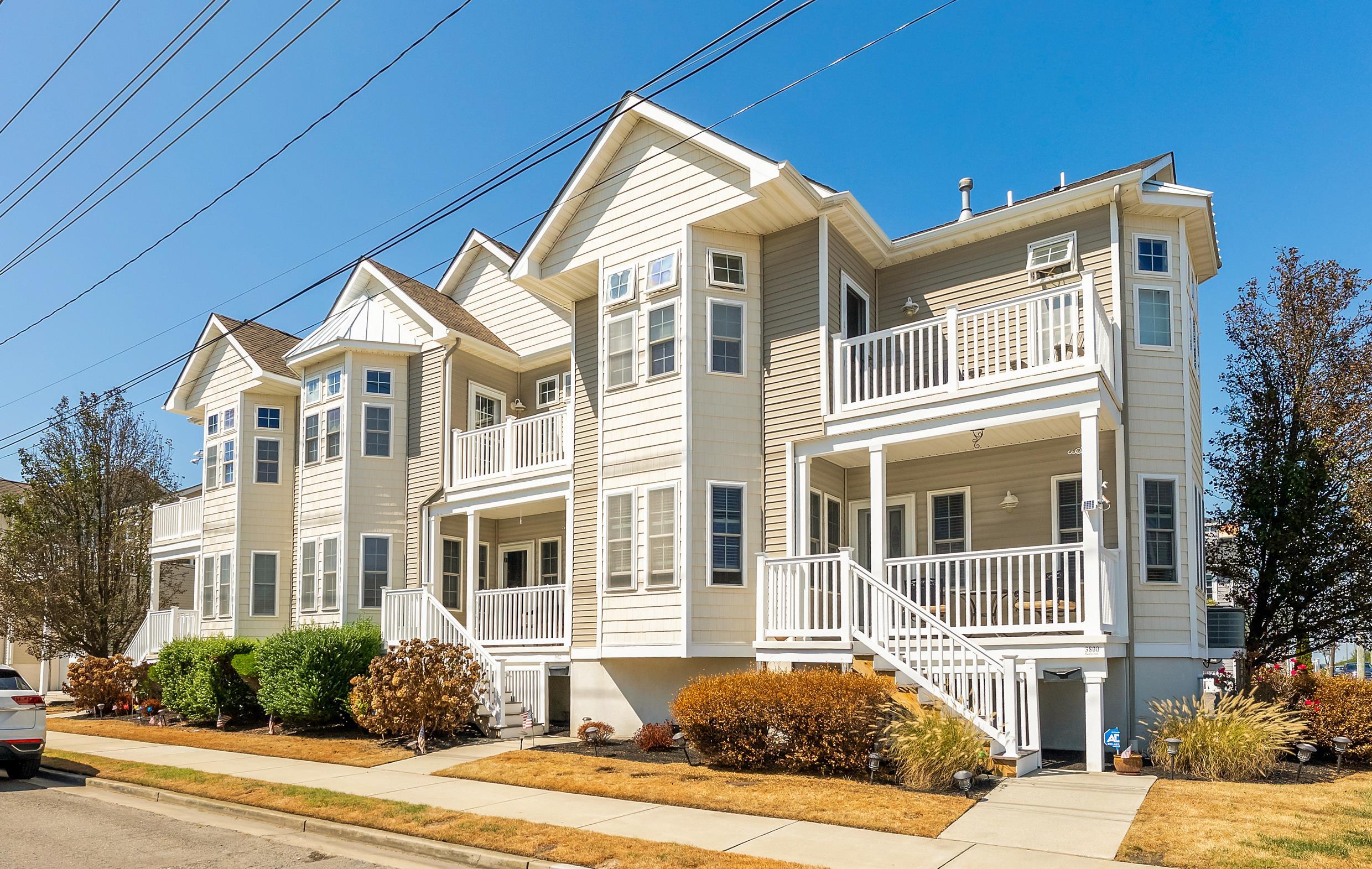 Wildwood, New Jersey, 08260, United States, 5 Bedrooms Bedrooms, ,3 BathroomsBathrooms,Residential,For Sale,1975823