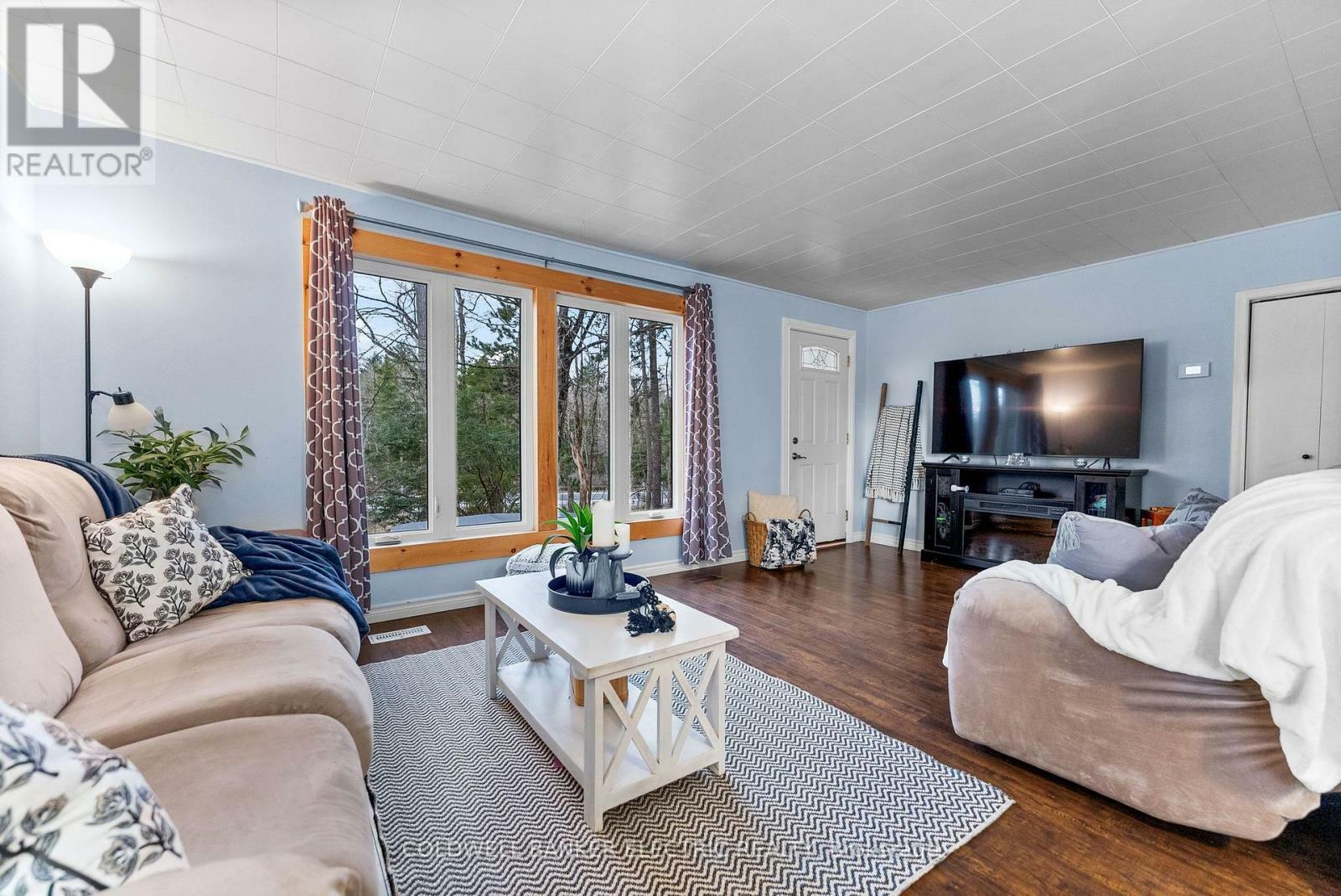 NORTH KAWARTHA, Ontario, K0L 1A0, CA, 3 Bedrooms Bedrooms, ,1 BathroomBathrooms,Residential,For Sale,1882801