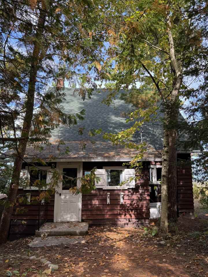 Mackinaw City, Michigan, 49701, United States, 3 Bedrooms Bedrooms, ,1 BathroomBathrooms,Residential,For Sale,1995953