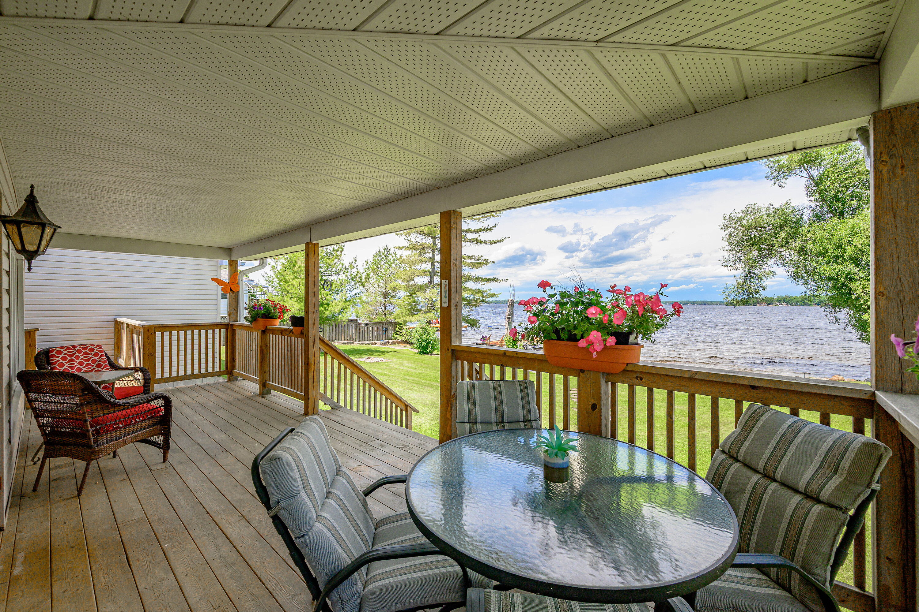  Rare Waterfront Opportunity - 物件實景