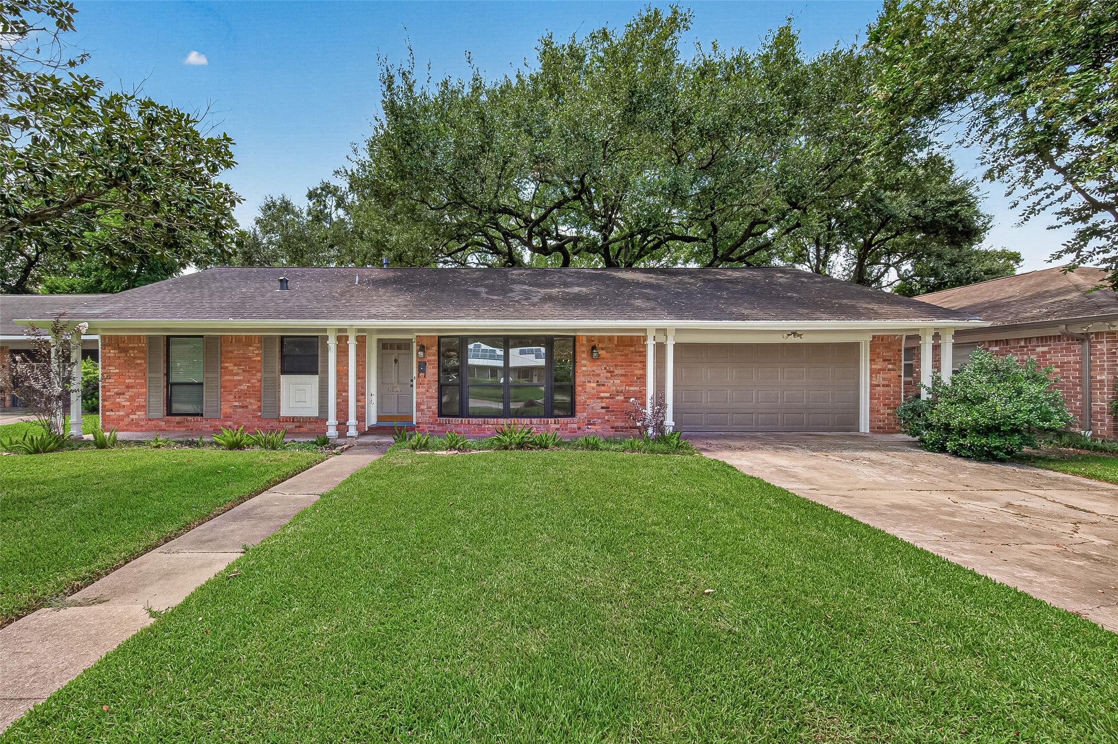 Waycross Dr, Houston, TX 77035