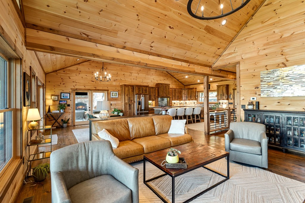 Morganton, Georgia, 30560, United States, 3 Bedrooms Bedrooms, ,3 BathroomsBathrooms,Residential,For Sale,1983802