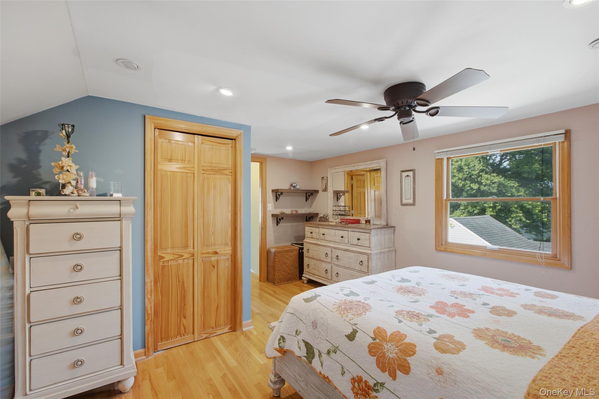  194 Willis Avenue, Floral Park, NY, 11001 - 物件實景