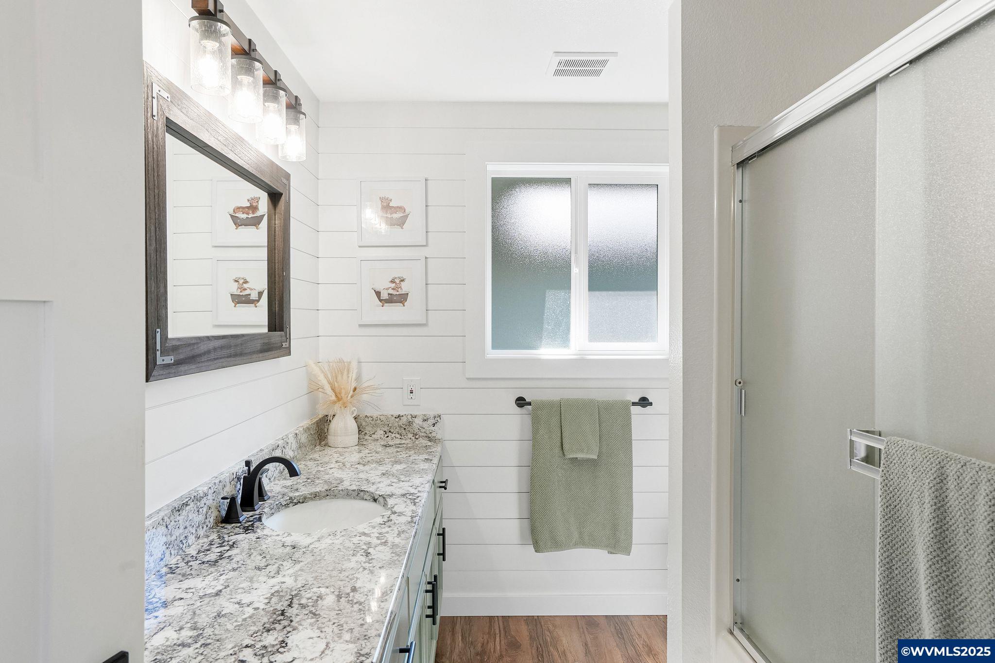 Salem, Oregon, 97304, United States, 3 Bedrooms Bedrooms, ,3 BathroomsBathrooms,Residential,For Sale,1967587