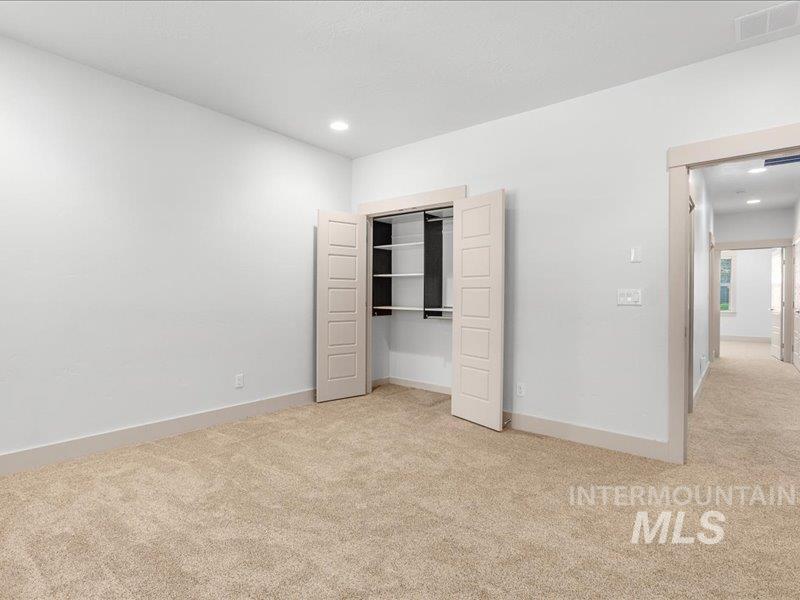 5854 N Rosa Springs Ave., Meridian, Idaho, 83646, United States, 4 Bedrooms Bedrooms, ,Residential,For Sale,5854 N Rosa Springs Ave.,1625411