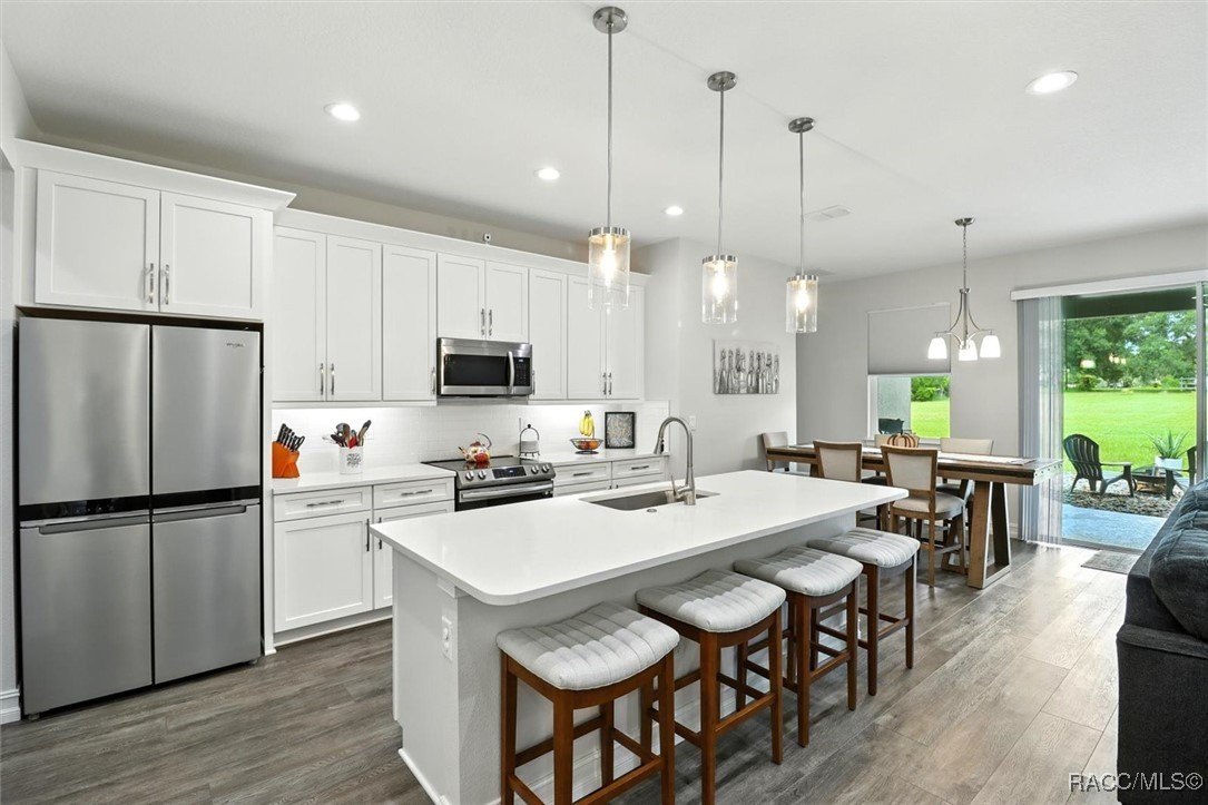 Hernando, Florida, 34442, United States, 4 Bedrooms Bedrooms, ,3 BathroomsBathrooms,Residential,For Sale,2008146