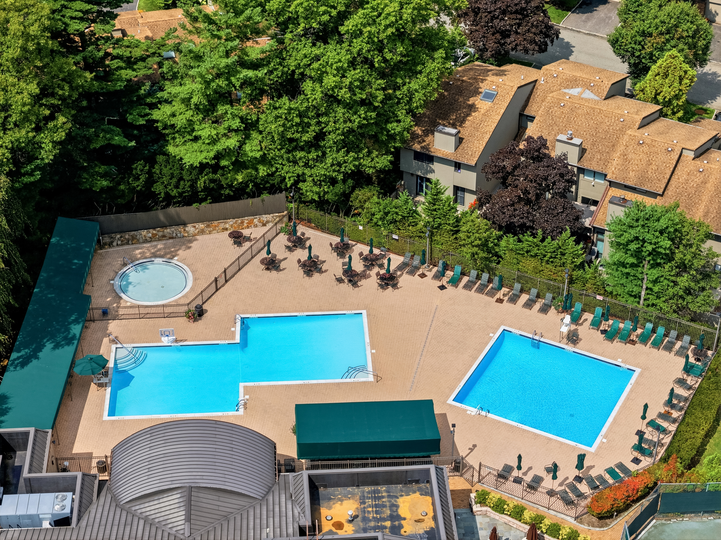  42 Country Club Drive, Jericho, NY, 11753 - 物件實景