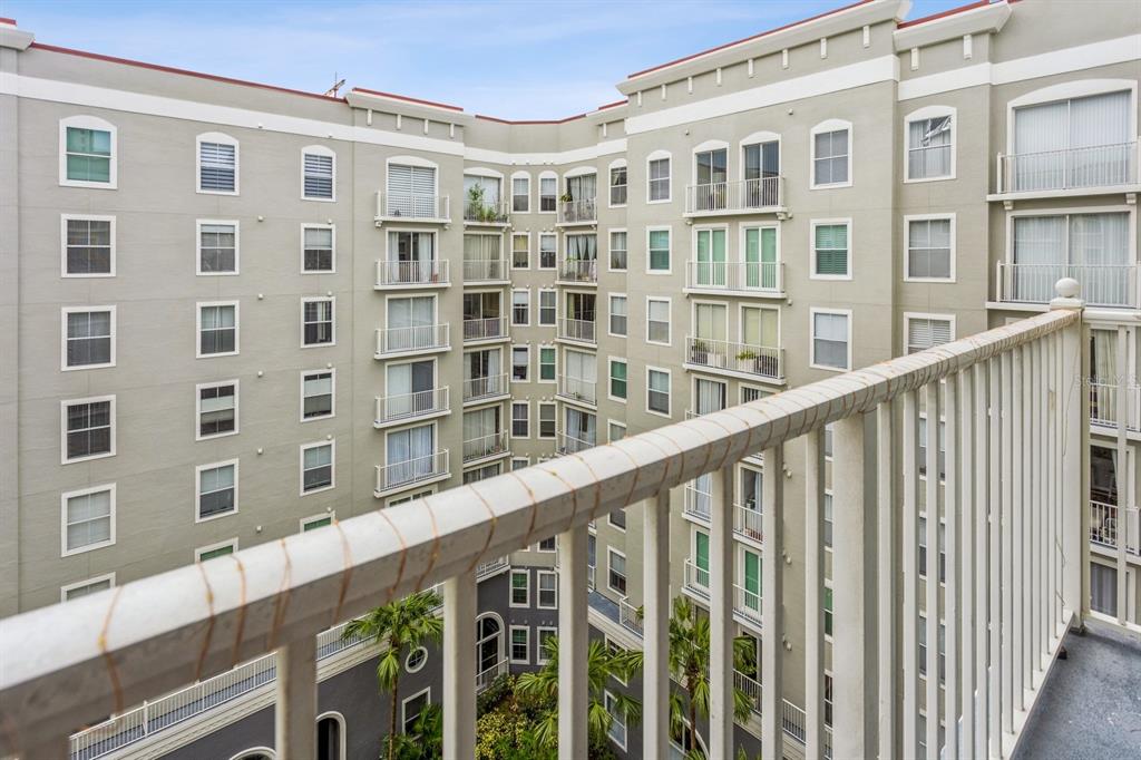 Tampa, Florida, 33602, United States, 2 Bedrooms Bedrooms, ,2 BathroomsBathrooms,Residential,For Sale,1901448