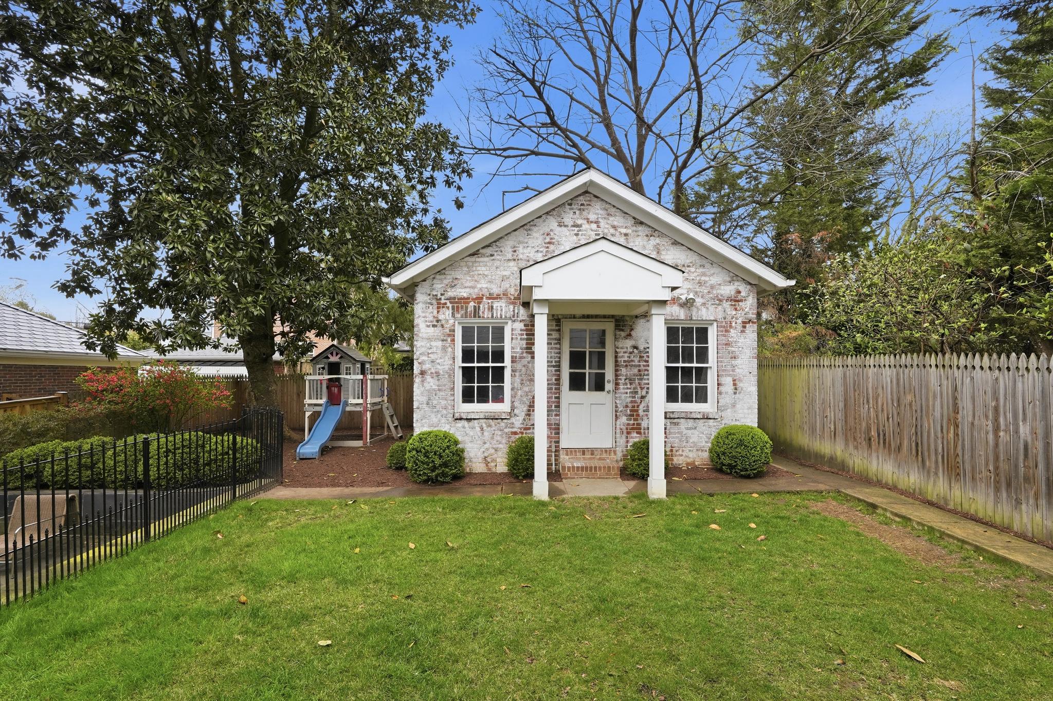  2812 34th Street NW, Washington, DC, 20008 - 物件實景