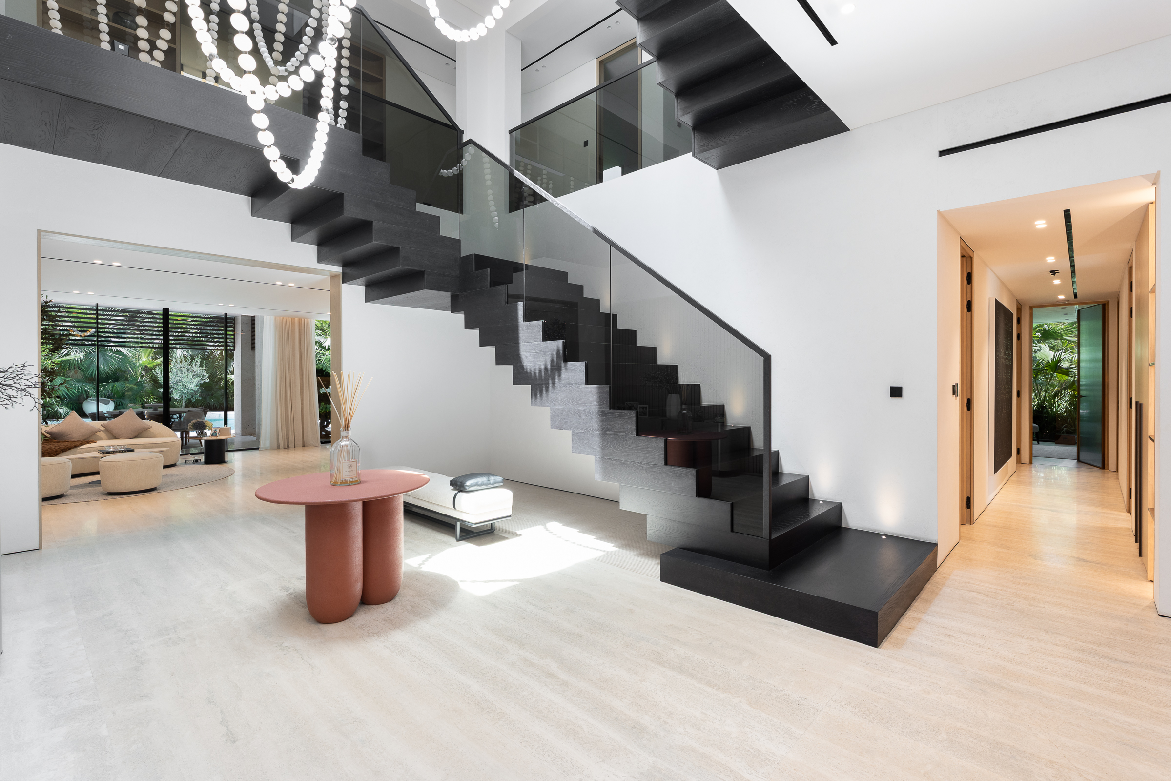  Majestic Ready-to-Move Villa in JGE - 物件實景