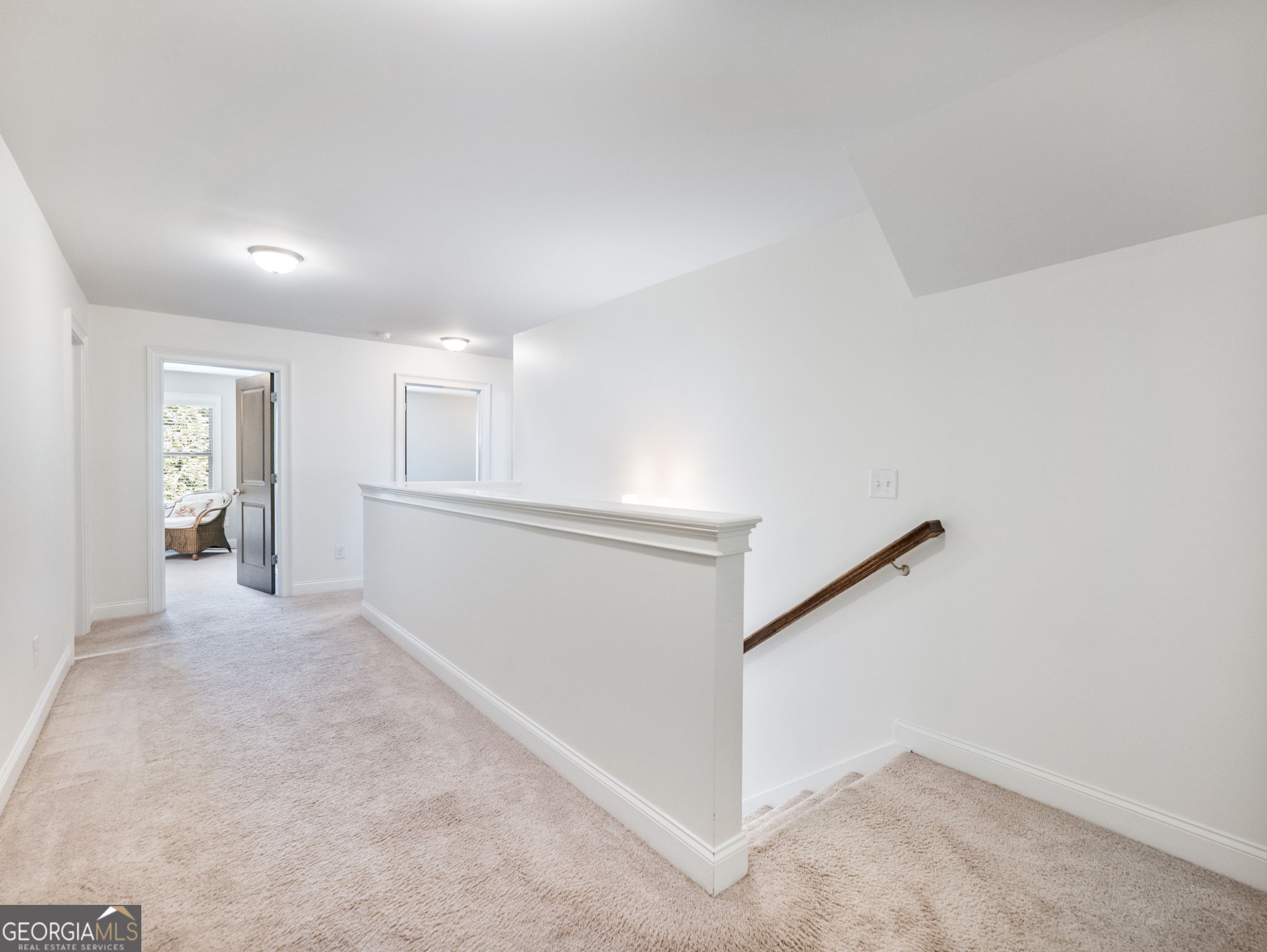 Hoschton, Georgia, 30548, United States, 5 Bedrooms Bedrooms, ,3 BathroomsBathrooms,Residential,For Sale,1986295