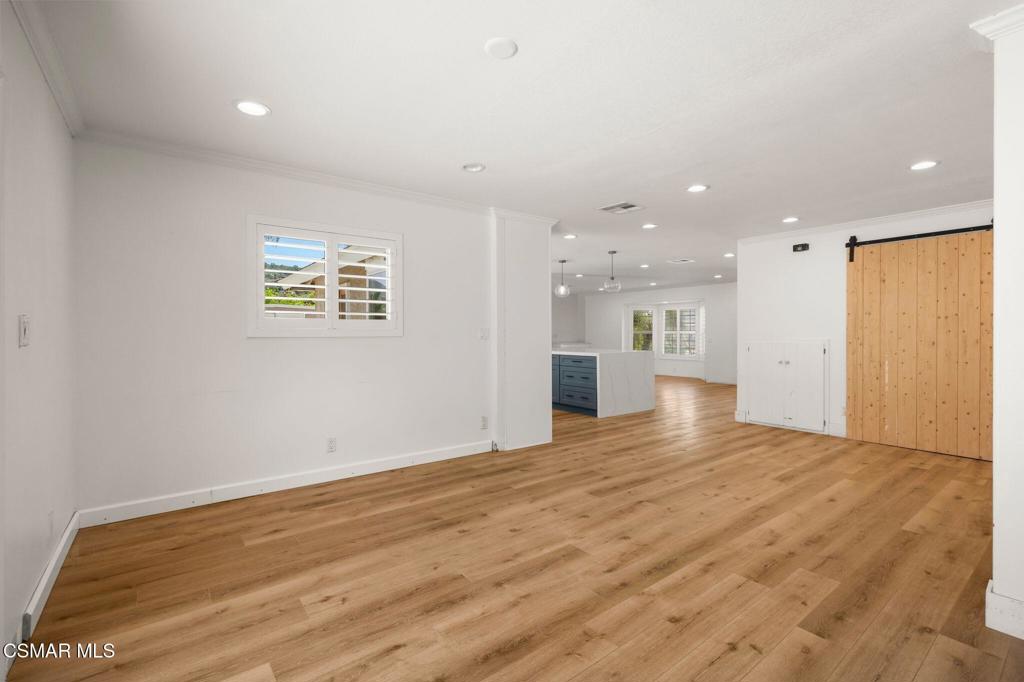 Newbury Park, California, 91320, United States, 5 Bedrooms Bedrooms, ,3 BathroomsBathrooms,Residential,For Sale,1885312