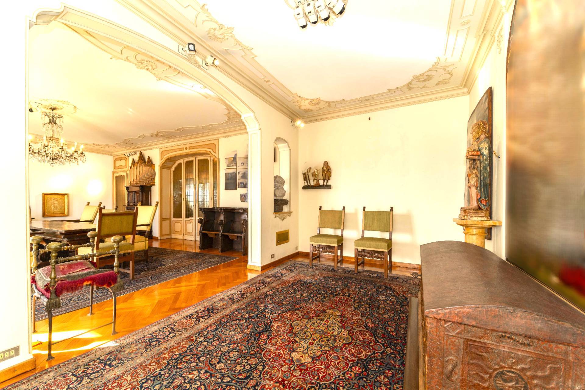 Torino, Torino, 10100, IT, 4 Bedrooms Bedrooms, ,3 BathroomsBathrooms,Residential,For Sale,1989083