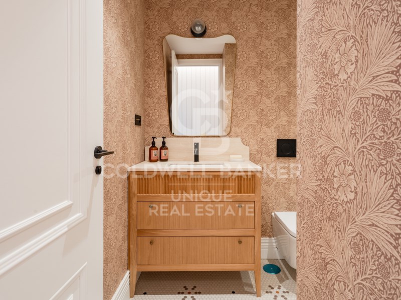 Madrid, Comunidad de Madrid, ES, 3 Bedrooms Bedrooms, ,3 BathroomsBathrooms,Residential,For Sale,1804719