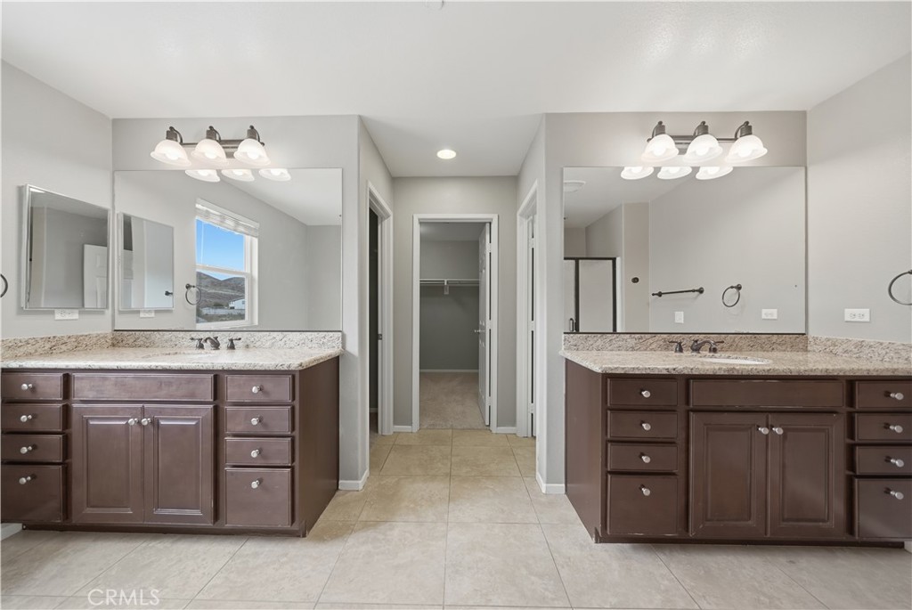 Lake Elsinore, California, 92532, United States, 5 Bedrooms Bedrooms, ,3 BathroomsBathrooms,Residential,For Sale,2049306
