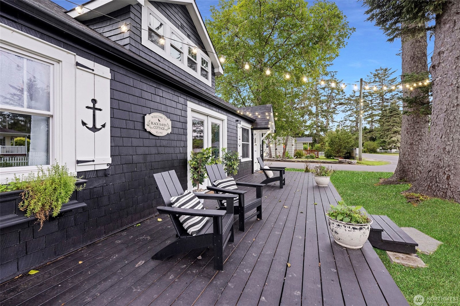 Seaview, Washington, 98641, United States, 2 Bedrooms Bedrooms, ,1 BathroomBathrooms,Residential,For Sale,1982680