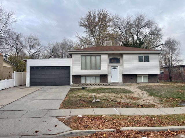 Sandy, Utah, 84070, United States, 3 Bedrooms Bedrooms, ,1 BathroomBathrooms,Residential,For Sale,2006022