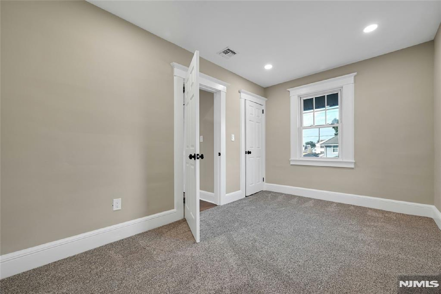 25 Marinus Street, Rochelle Park, NJ 07662 - 物件實景