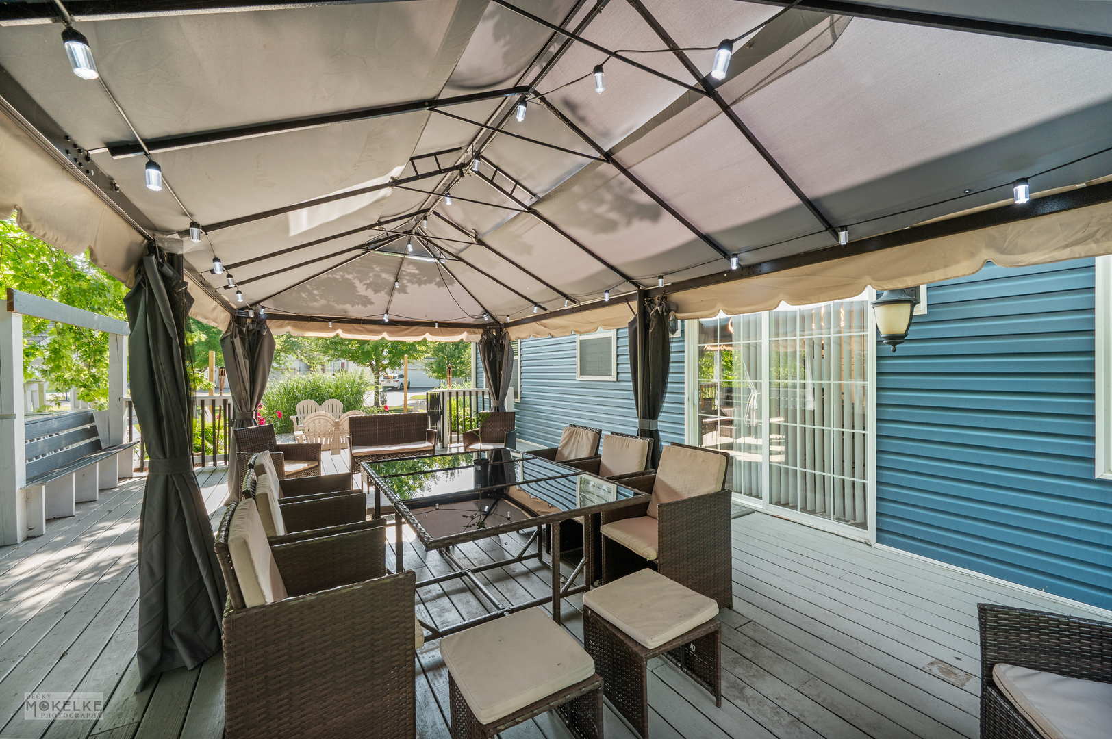 Montgomery, Illinois, 60538, United States, 5 Bedrooms Bedrooms, ,4 BathroomsBathrooms,Residential,For Sale,1925082