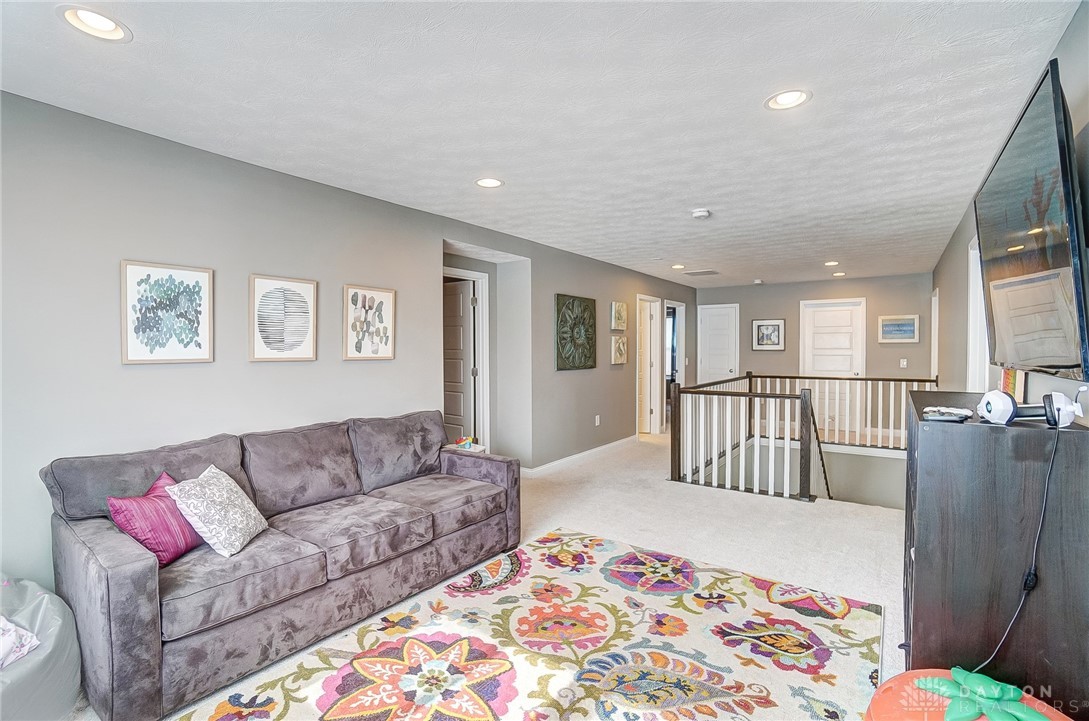 Dayton, Ohio, 45440, United States, 4 Bedrooms Bedrooms, ,4 BathroomsBathrooms,Residential,For Sale,1883636