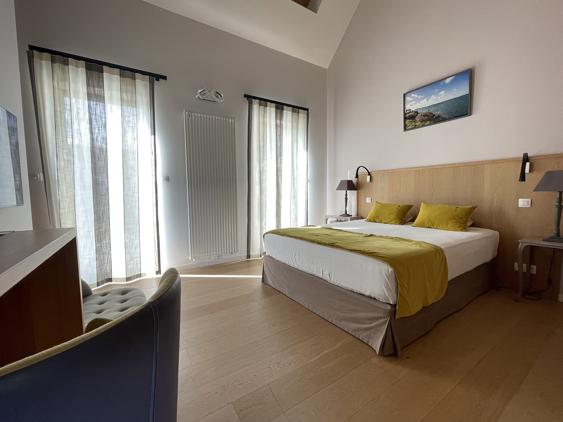  LANDEDA, LARGE HOUSE RENOVATED WITH TASTE AND ITS INDOOR SWIMMING POOL - 物件實景