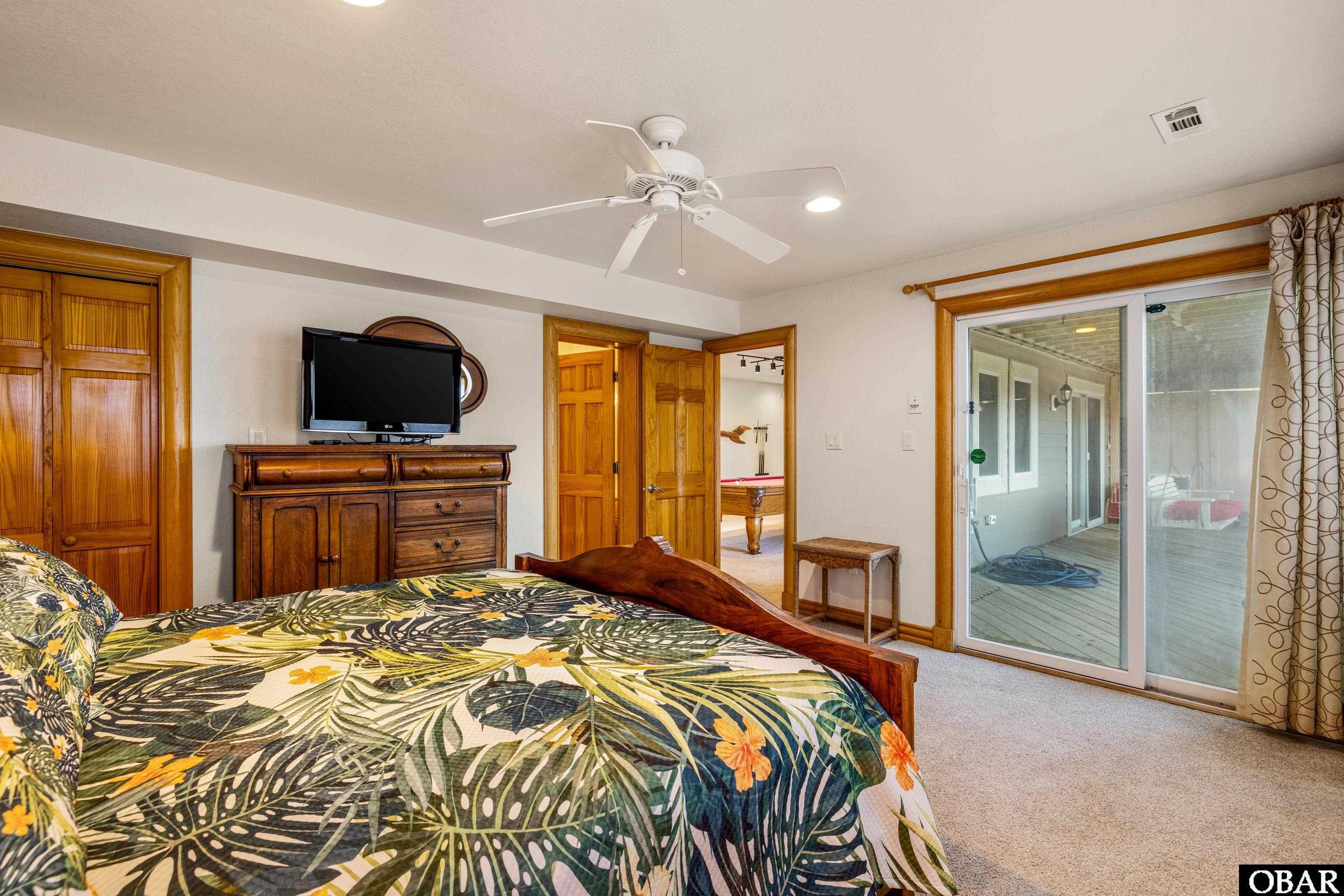 Corolla, North Carolina, 27927, United States, 6 Bedrooms Bedrooms, ,5 BathroomsBathrooms,Residential,For Sale,2010807