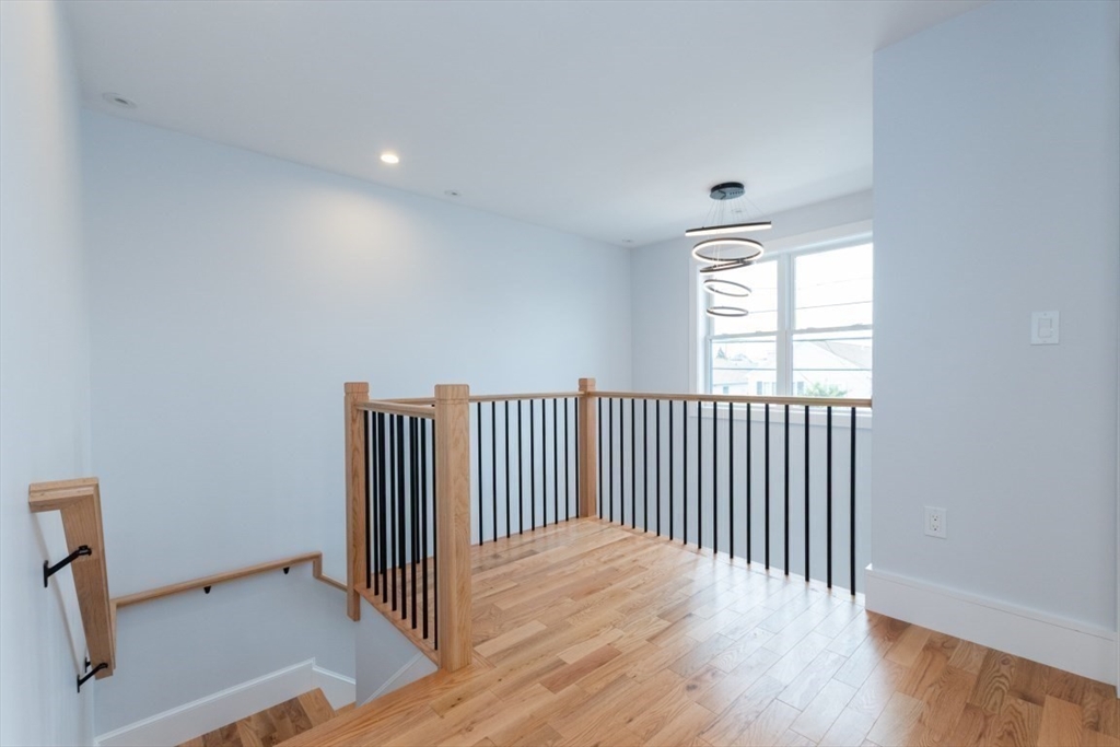 Revere, Massachusetts, 02151, United States, 3 Bedrooms Bedrooms, ,3 BathroomsBathrooms,Residential,For Sale,1928995