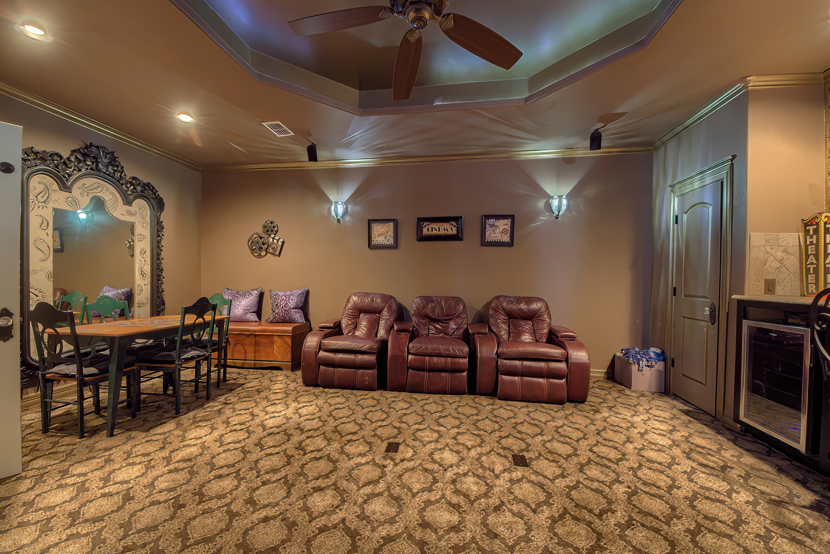 Seguin, Texas, 78155, United States, 7 Bedrooms Bedrooms, ,7 BathroomsBathrooms,Residential,For Sale,1994199