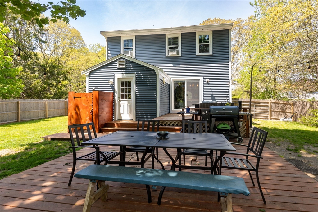 Barnstable, Massachusetts, 02648, United States, 4 Bedrooms Bedrooms, ,2 BathroomsBathrooms,Residential,For Sale,2049292