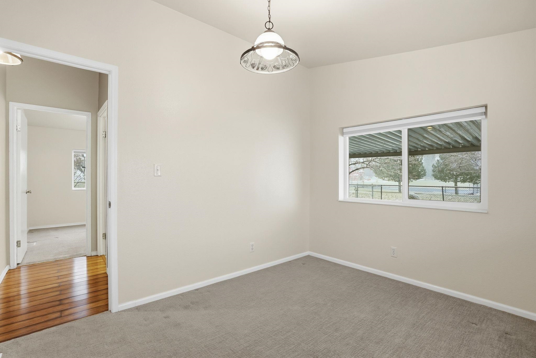 Greenacres, Washington, 99016, United States, 5 Bedrooms Bedrooms, ,2 BathroomsBathrooms,Residential,For Sale,2001748