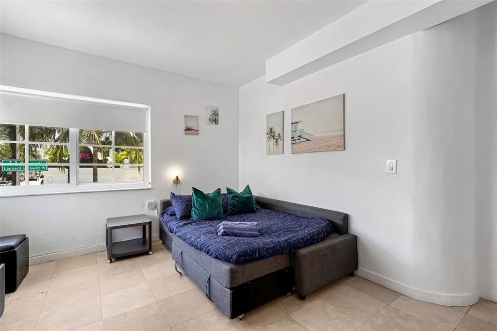 Miami Beach, Florida, 33139, United States, 2 Bedrooms Bedrooms, ,2 BathroomsBathrooms,Residential,For Sale,1923185