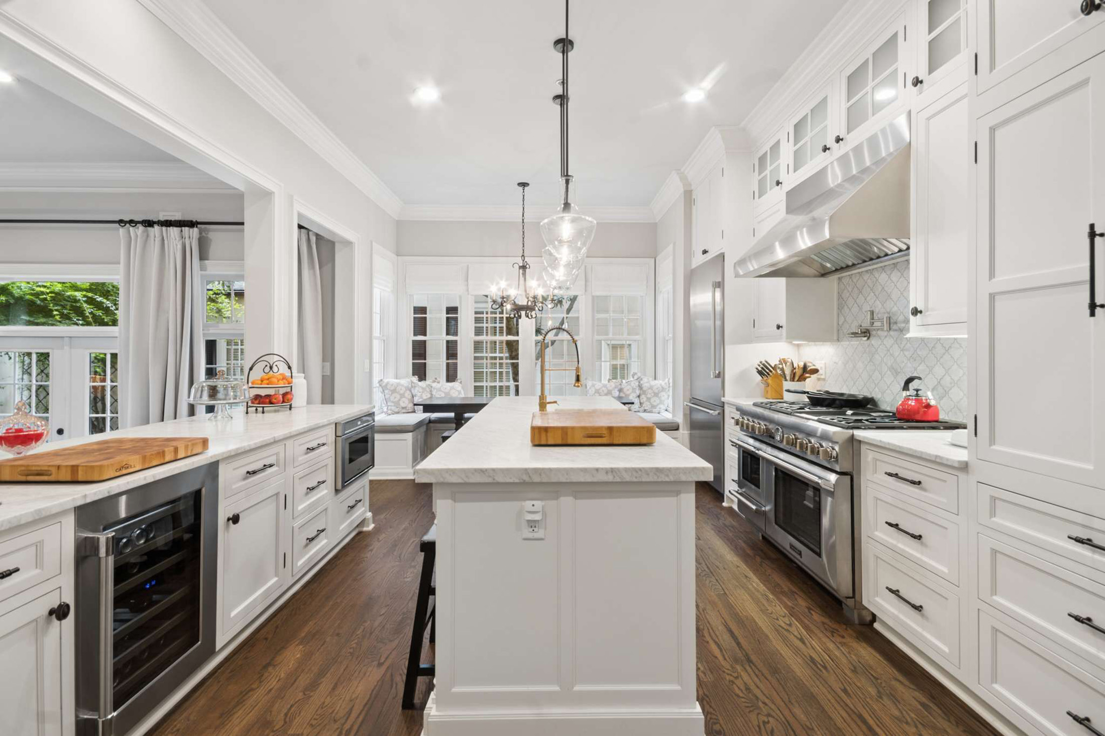  Exceptional Southern Elegance in Peachtree City