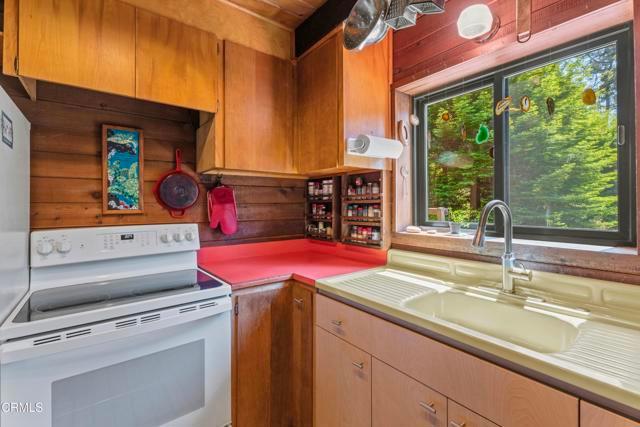 Fort Bragg, California, 95437, United States, 2 Bedrooms Bedrooms, ,2 BathroomsBathrooms,Residential,For Sale,1920805