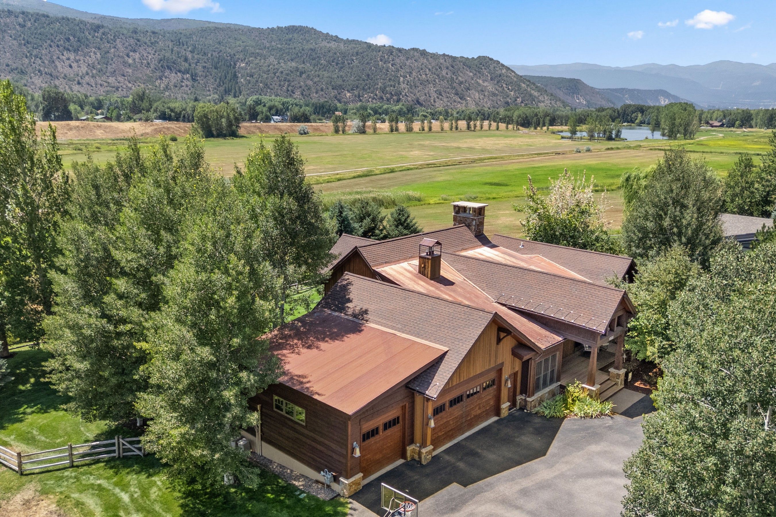  Privacy, Space and Mountain Living in Cerise Ranch - 物件實景