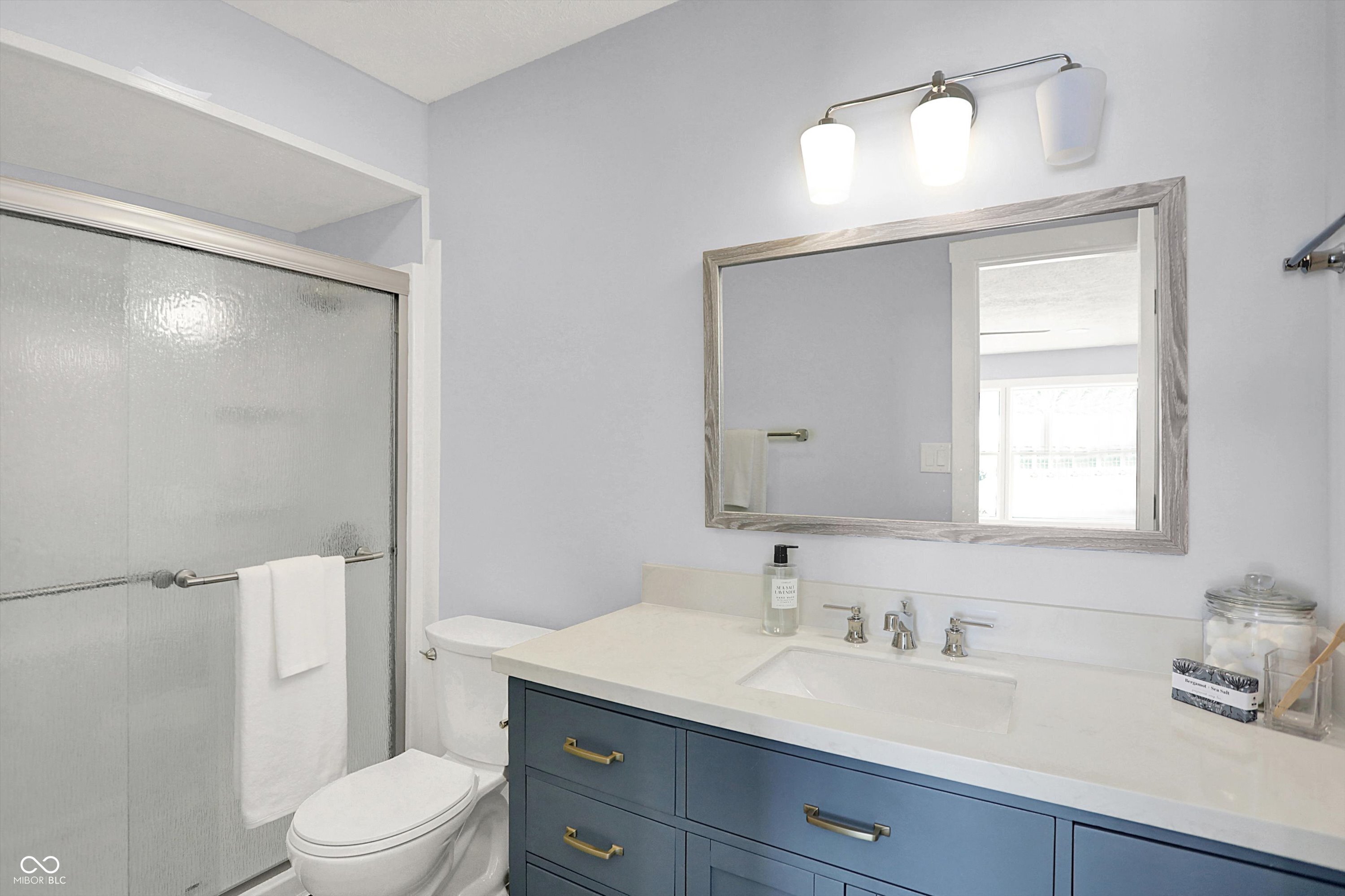 Zionsville, Indiana, 46077, United States, 3 Bedrooms Bedrooms, ,2 BathroomsBathrooms,Residential,For Sale,2001514