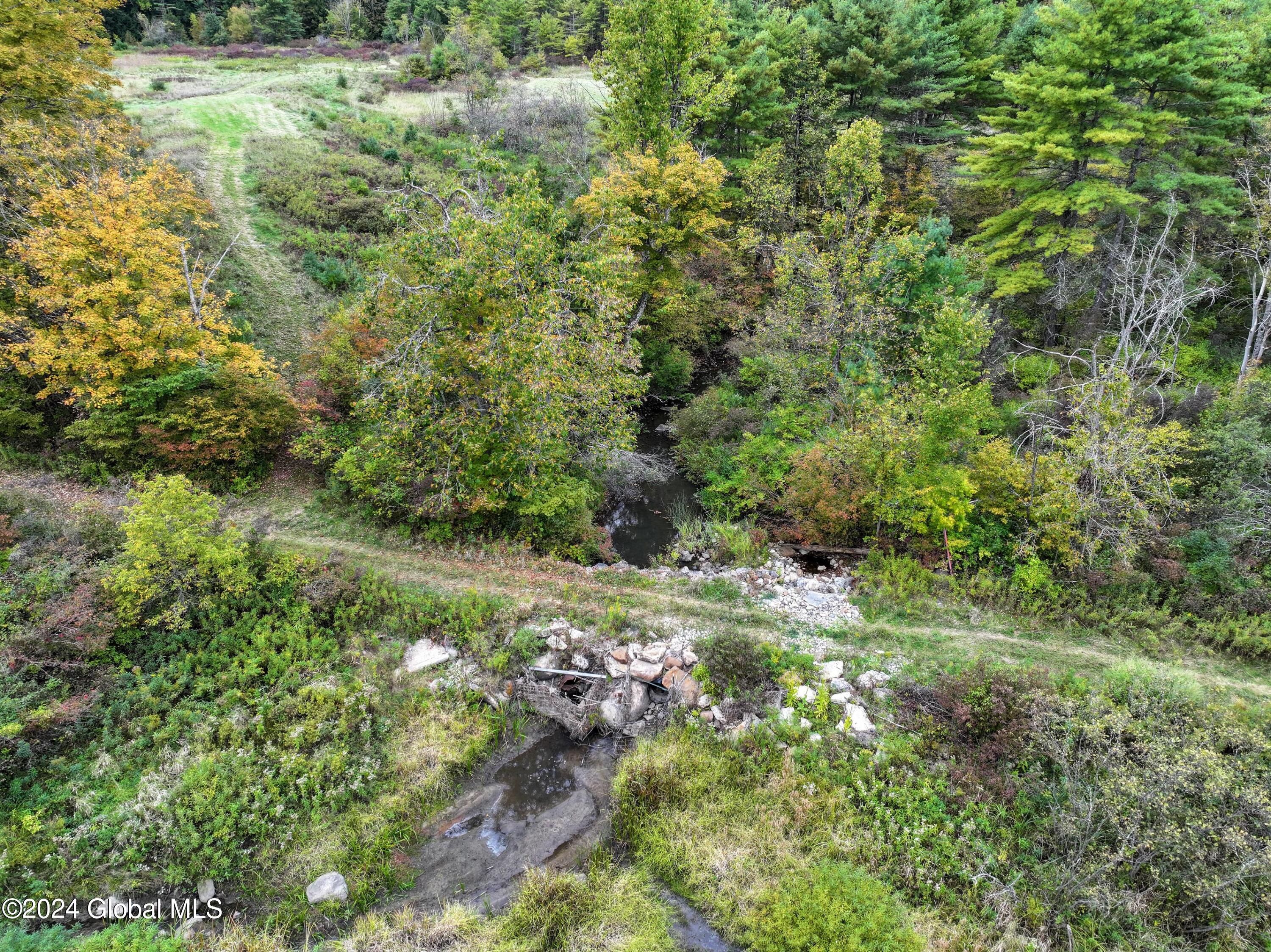 Putnam Station, New York, 12861, United States, 2 Bedrooms Bedrooms, ,2 BathroomsBathrooms,Residential,For Sale,1978709