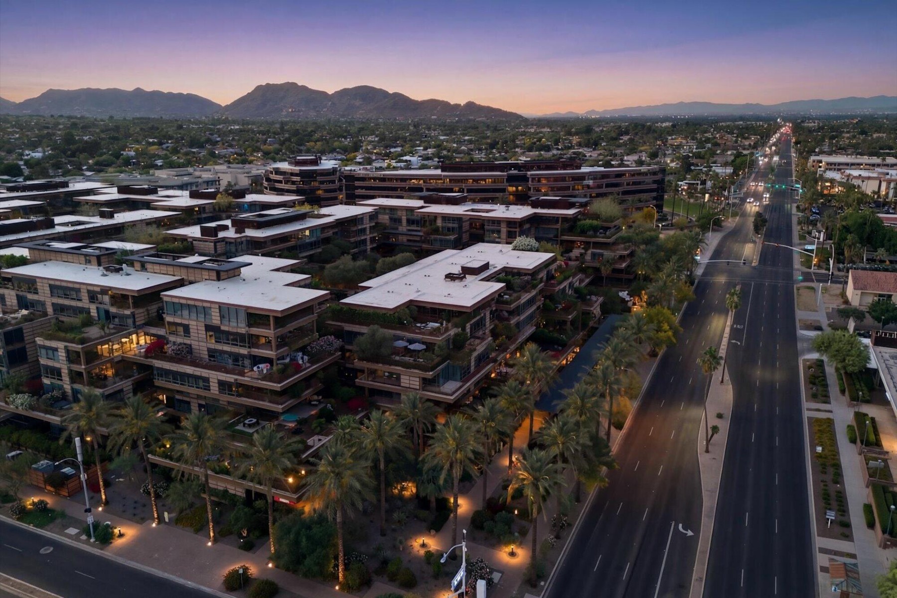  7167 E Rancho Vista Drive  Scottsdale, AZ - 物件實景