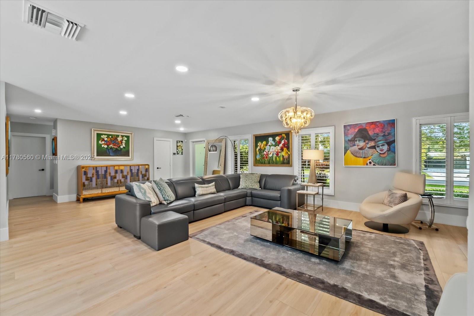 Palmetto Bay, Florida, 33158, United States, 4 Bedrooms Bedrooms, ,3 BathroomsBathrooms,Residential,For Sale,1995550