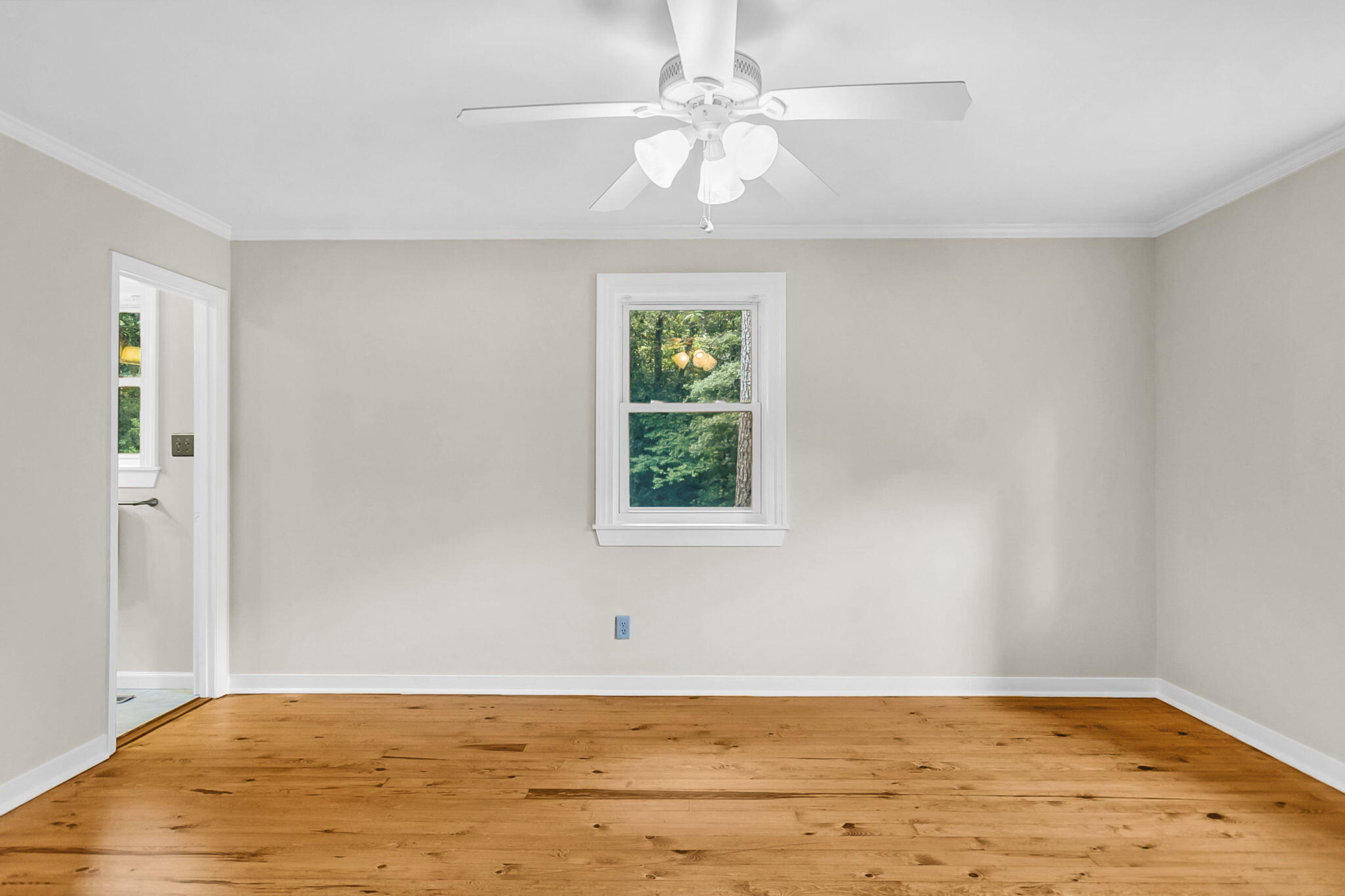 Summerville, South Carolina, 29483, United States, 3 Bedrooms Bedrooms, ,2 BathroomsBathrooms,Residential,For Sale,1916972