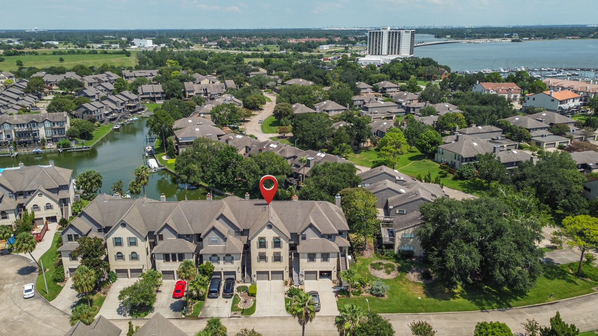 Houston, Texas, 77058, United States, 3 Bedrooms Bedrooms, ,4 BathroomsBathrooms,Residential,For Sale,1924880