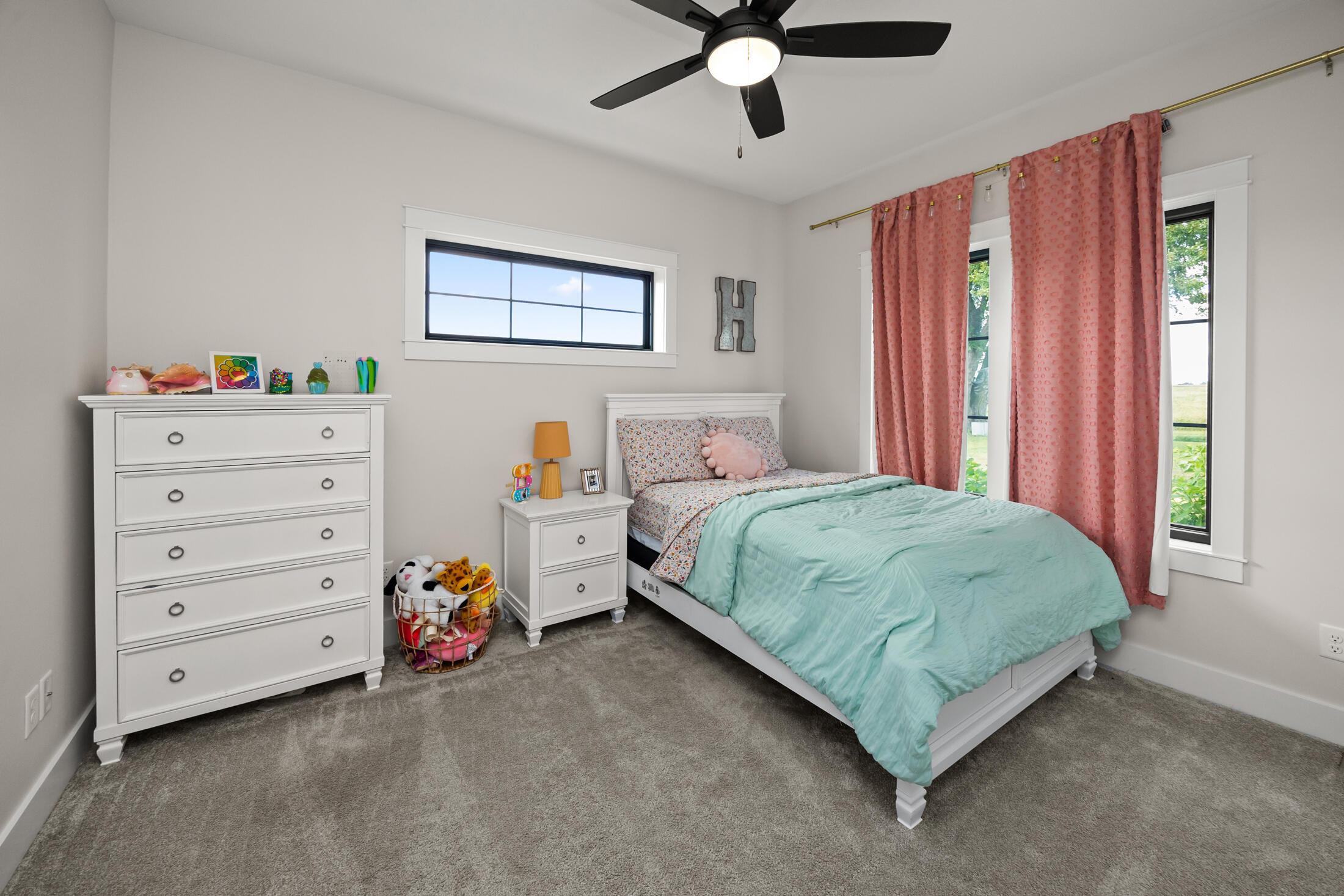 Madrid, Iowa, 50156, United States, 6 Bedrooms Bedrooms, ,5 BathroomsBathrooms,Residential,For Sale,2005083