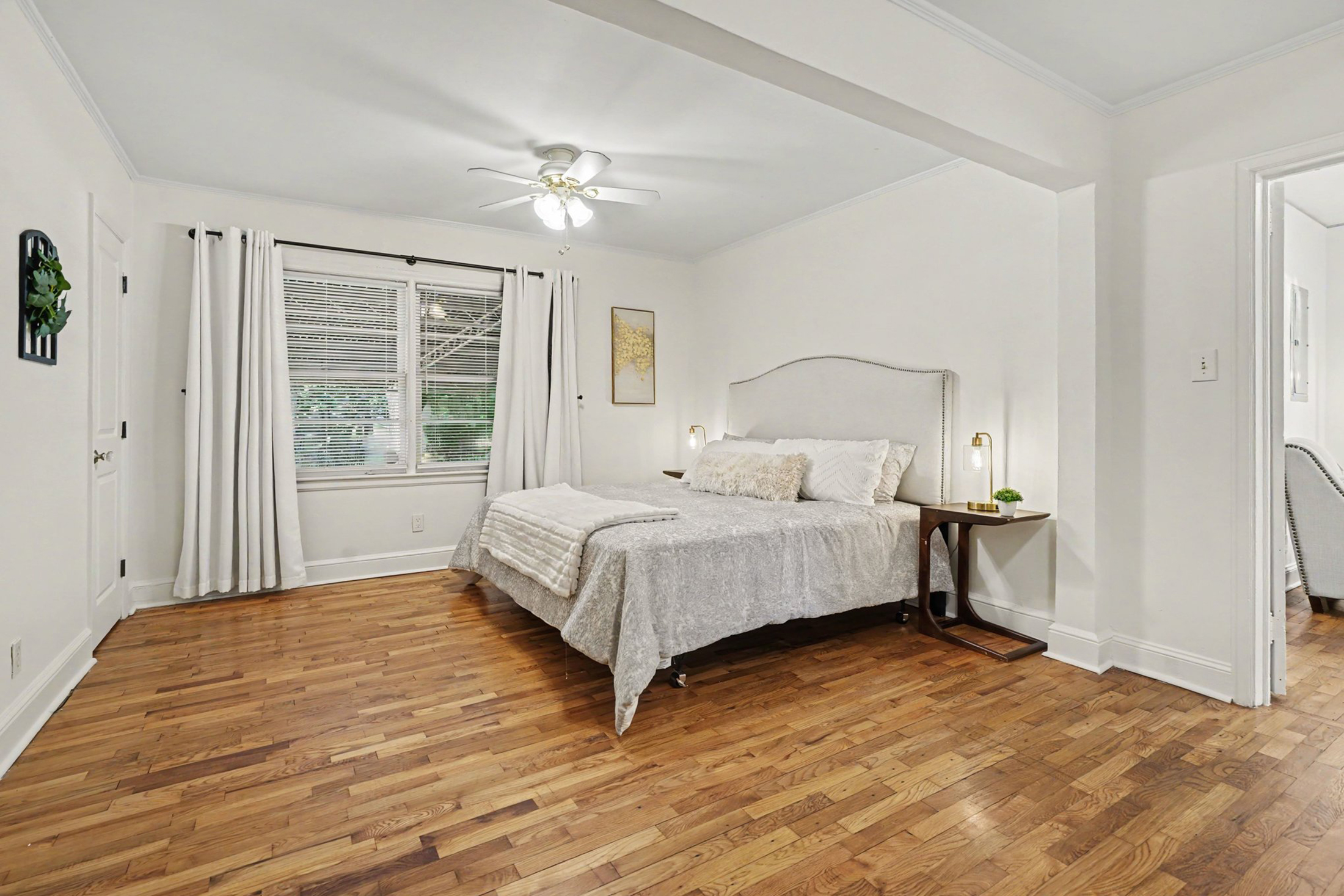 Charming Cottage Nestled in Desirable Parkview Neighborhood - 物件實景