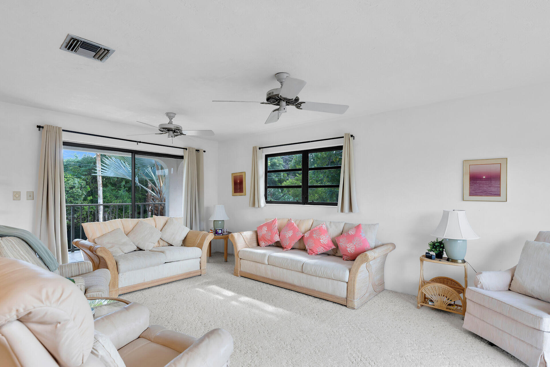 ISLAMORADA, Florida, 33036, United States, 2 Bedrooms Bedrooms, ,2 BathroomsBathrooms,Residential,For Sale,1988156