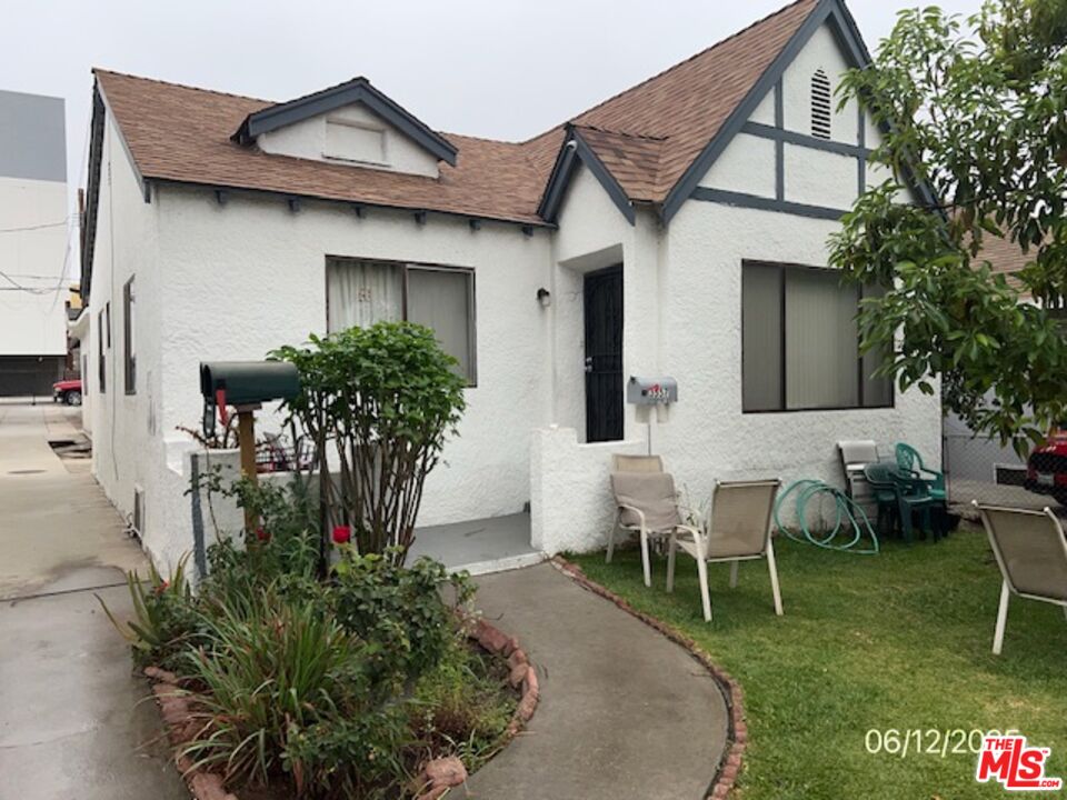 Los Angeles, California, 90023, United States, 14 Bedrooms Bedrooms, ,Residential,For Sale,1875617