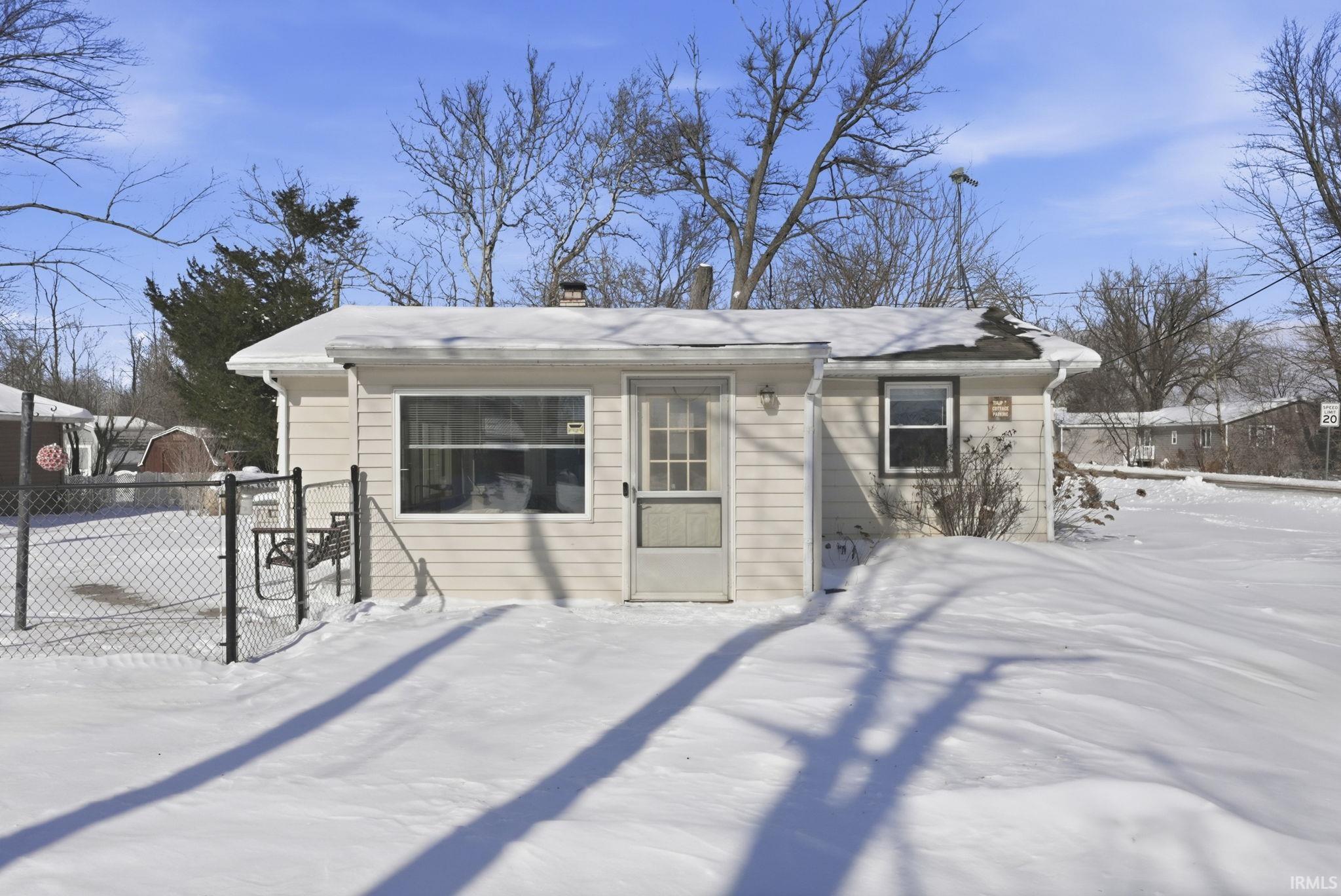 Albion, Indiana, 46701-9358, United States, 2 Bedrooms Bedrooms, ,2 BathroomsBathrooms,Residential,For Sale,2014784