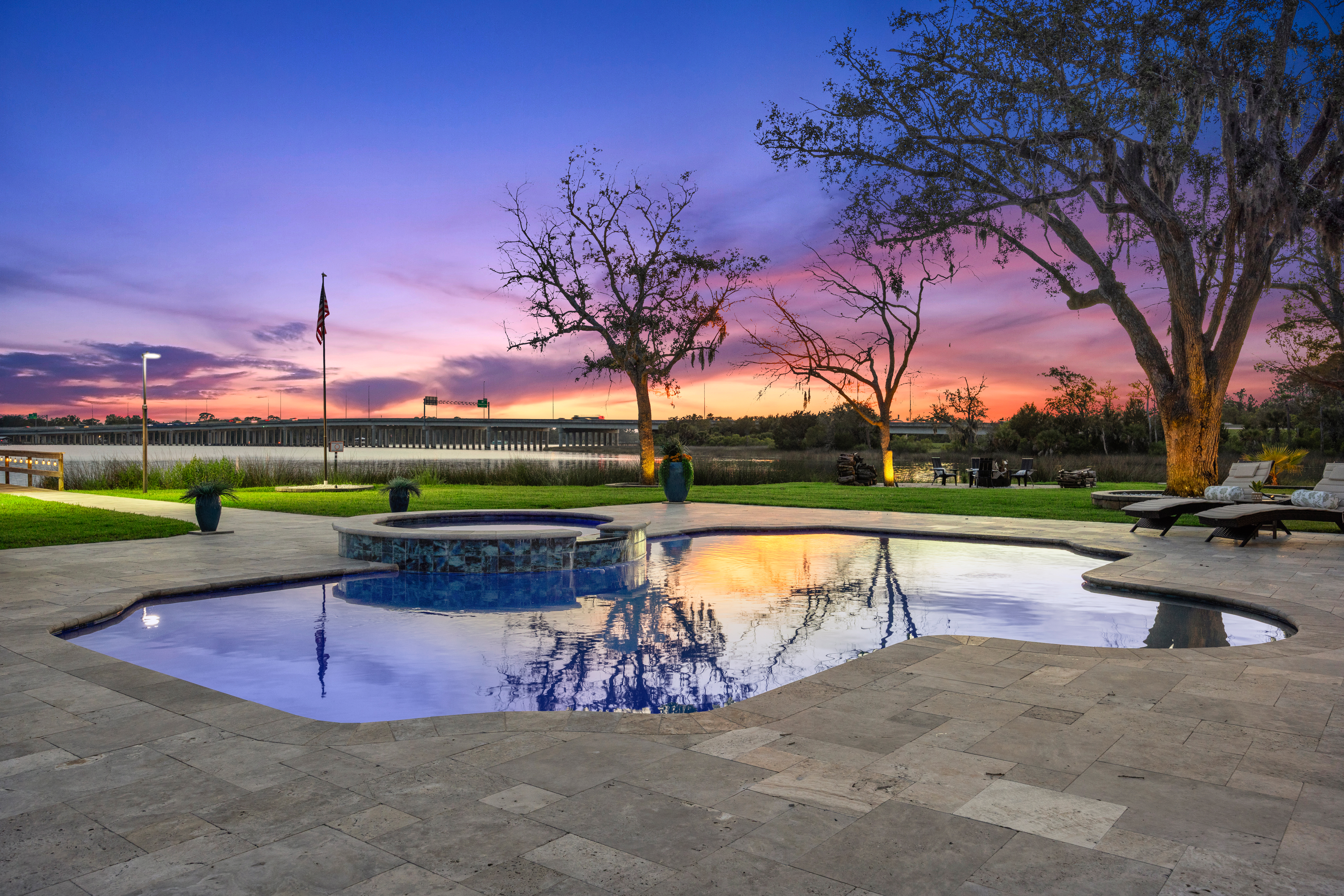  580 Broward Road, Jacksonville, FL, 32218 - 物件實景
