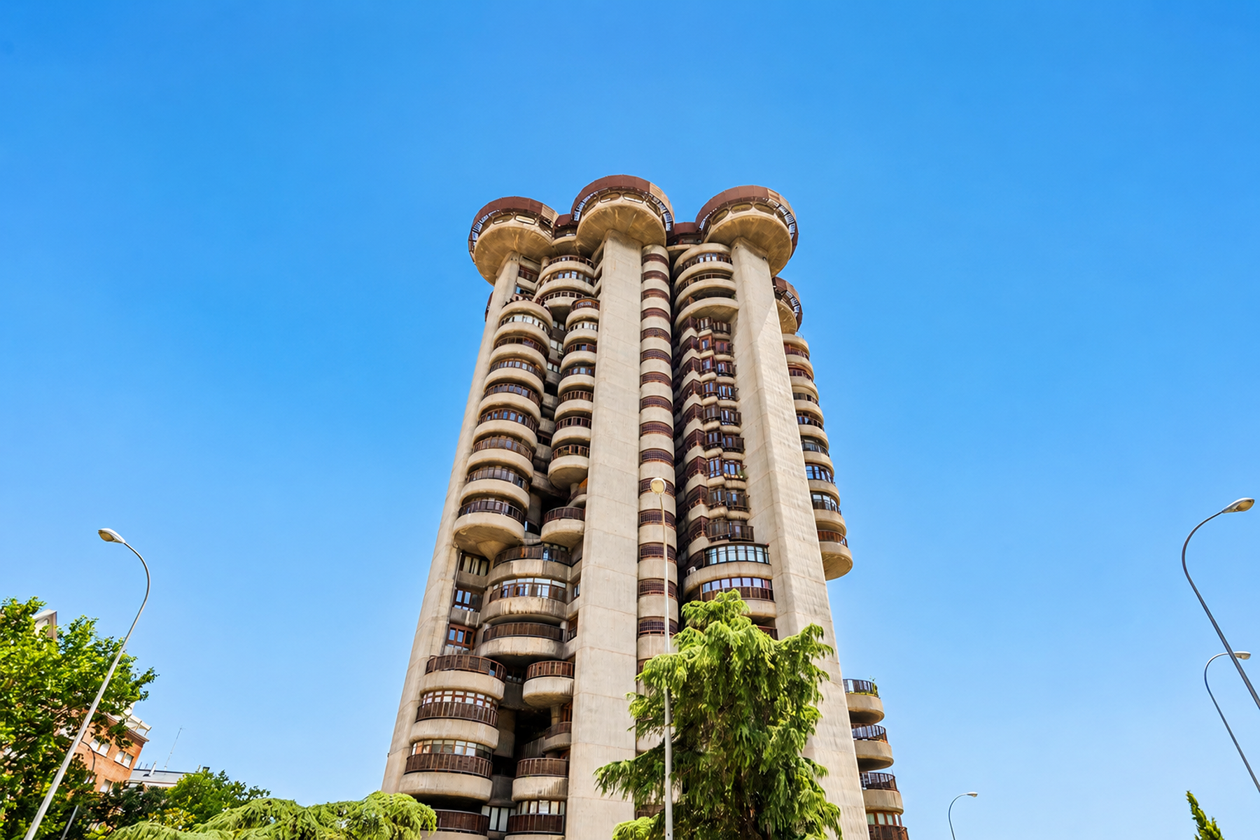  Flat to renovate with pool in Torres Blancas building, Chamartín - 物件實景