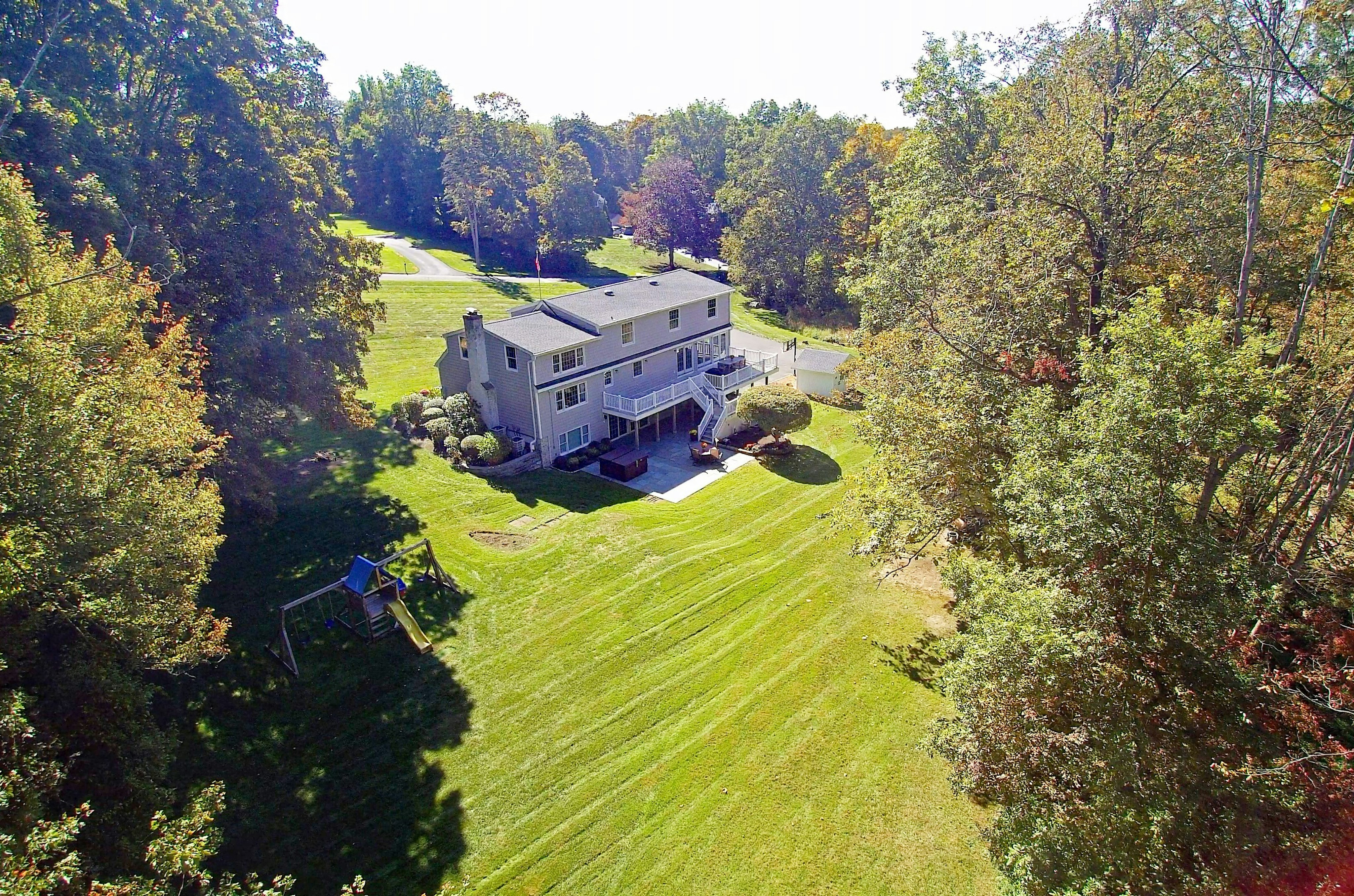  Exceptional Colonial In Westmoreland Neighborhood - 物件實景
