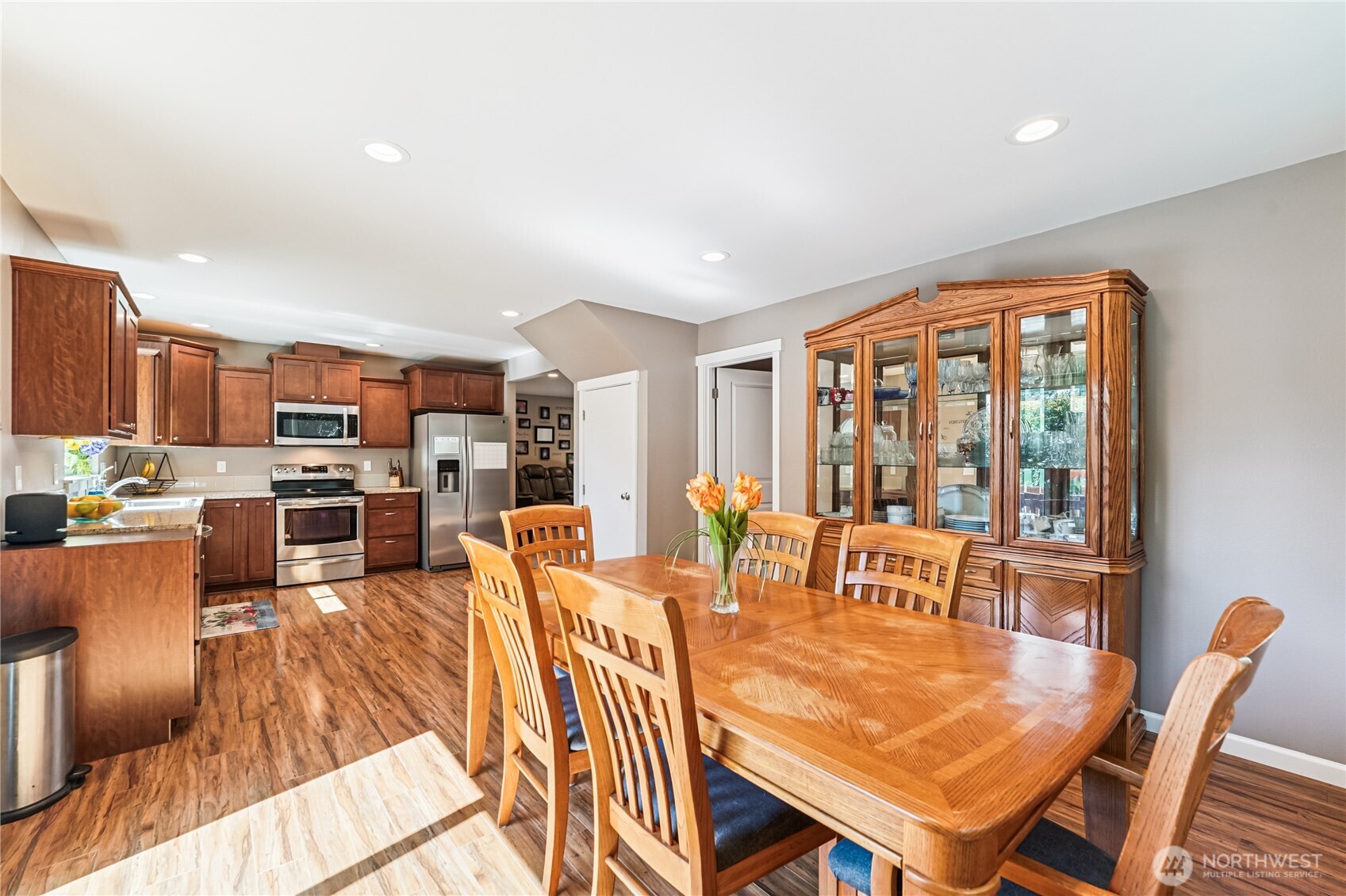 Seabeck, Washington, 98380, United States, 4 Bedrooms Bedrooms, ,3 BathroomsBathrooms,Residential,For Sale,1907301
