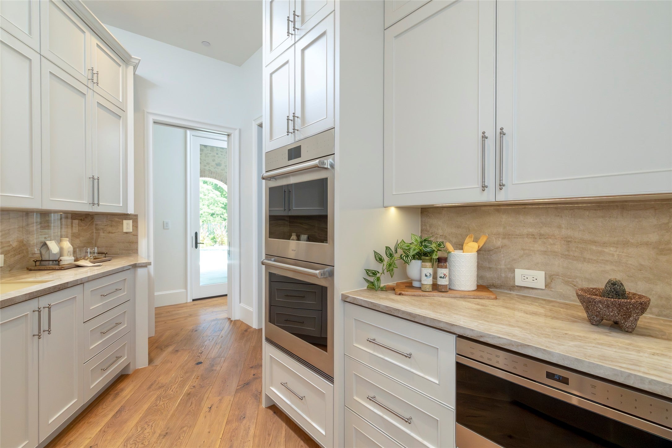 Southlake, Texas, 76092, United States, 4 Bedrooms Bedrooms, ,6 BathroomsBathrooms,Residential,For Sale,2002848